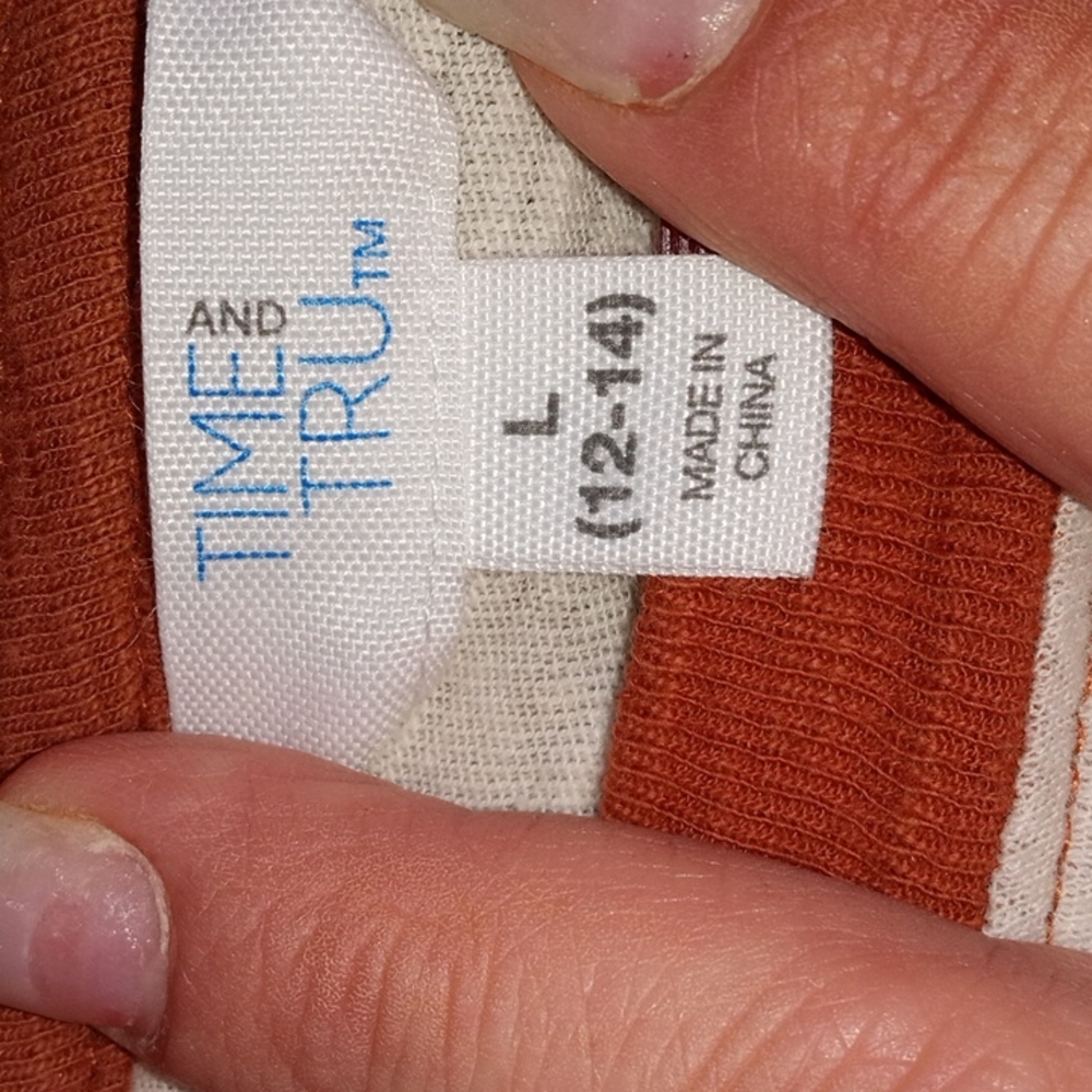 Three shirts - Picture 4 of 4